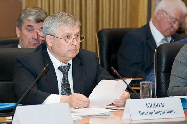 Виктор Кидяев: Нужно поддержать предложение президента об устранении запутанности полномочий